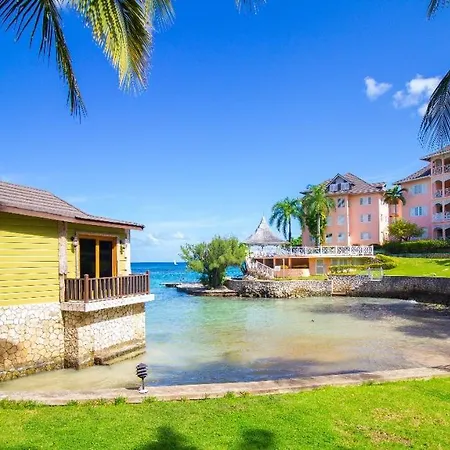 Crystal Cove Oceanfront/ 2 Bedroom Condo
